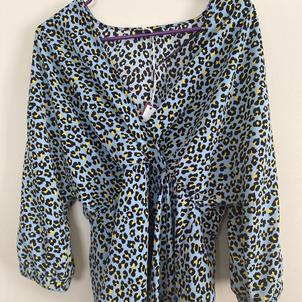 Leopard top - Picture 2 of 6